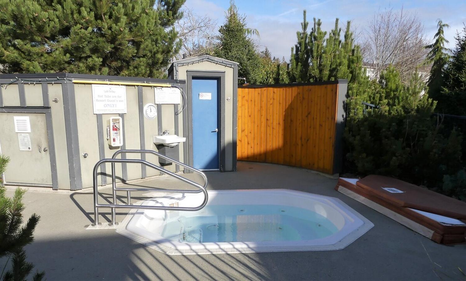 Sheringham Townhouse - Sooke Exteriör bild