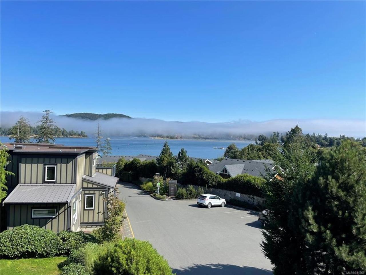 Sheringham Townhouse - Sooke Exteriör bild